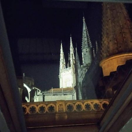 Buhardilla Con Vistas A La Catedral Apartment Burgos Exterior photo