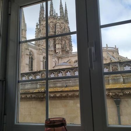 Buhardilla Con Vistas A La Catedral Apartment Burgos Exterior photo