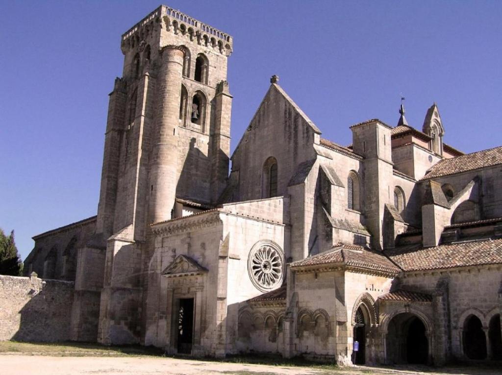 Buhardilla Con Vistas A La Catedral Apartment Burgos Exterior photo